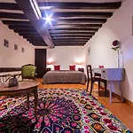Domaine De La Tour Bed and breakfast