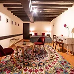 Domaine De La Tour Bed and breakfast