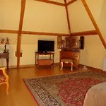 Domaine De La Tour 4*