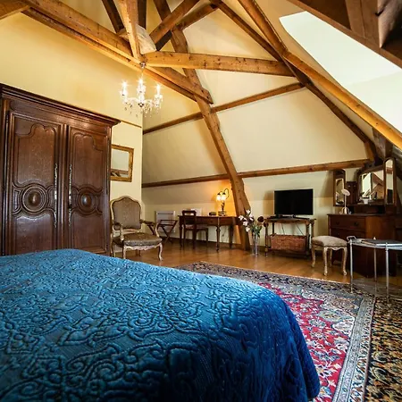 Domaine De La Tour