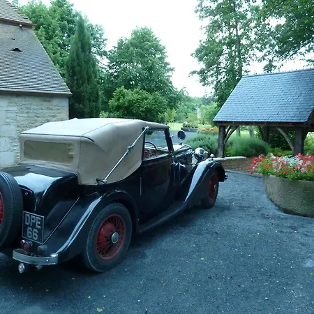 Domaine De La Tour Bed & Breakfast