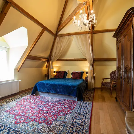 Domaine De La Tour B&B Saint-Pierre-Canivet