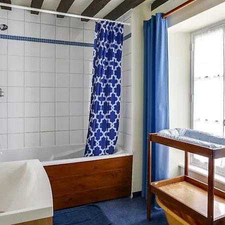 B&B Domaine De La Tour 4*