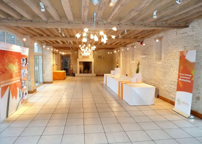 Domaine De La Tour 4*