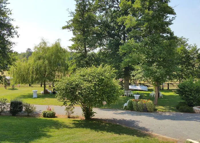 Domaine De La Tour Отель типа 