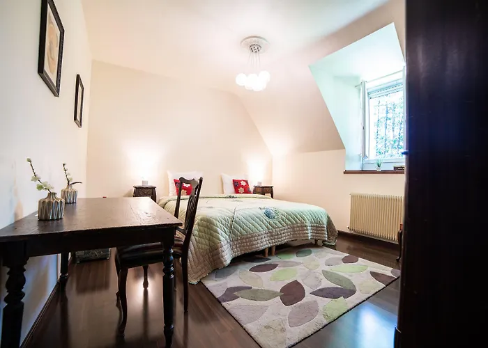 Domaine De La Tour Saint-Pierre-Canivet