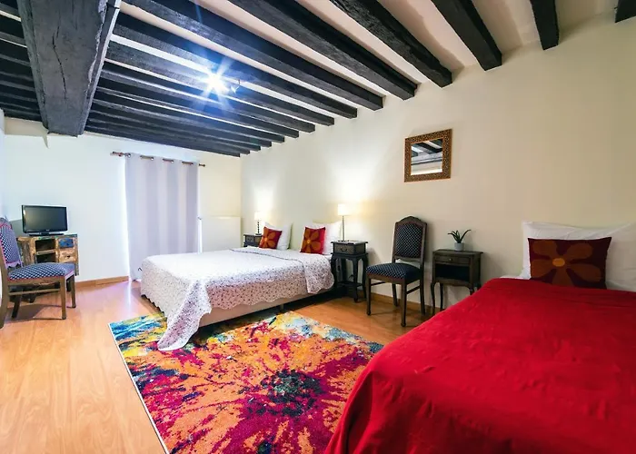 Domaine De La Tour 4*